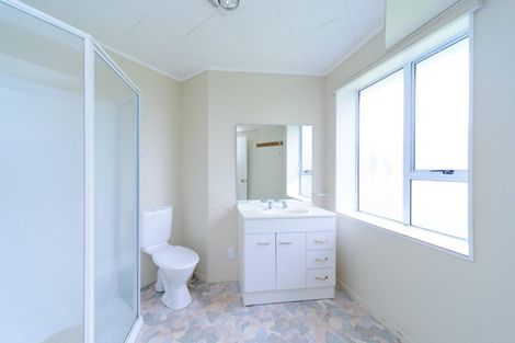 Photo of property in 50 Acacia Street, Kelvin Grove, Palmerston North, 4414