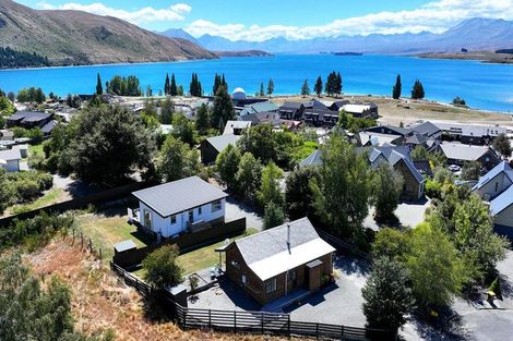 Photo of property in 21 Aorangi Crescent, Lake Tekapo, 7999