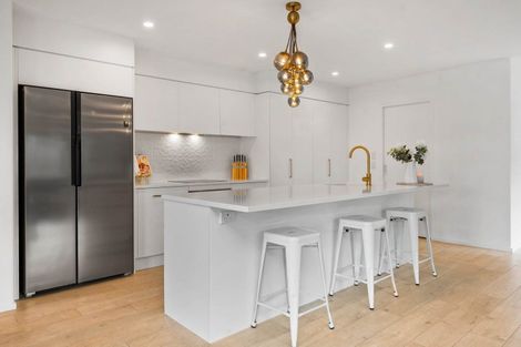 Photo of property in 69 Montgomery Crescent, Kinloch, Taupo, 3377