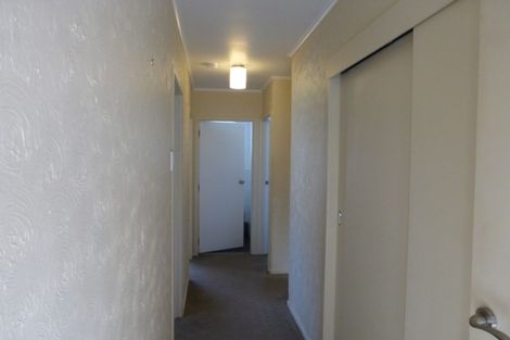 Photo of property in 59 Captain Scott Road, Glen Eden, Auckland, 0602