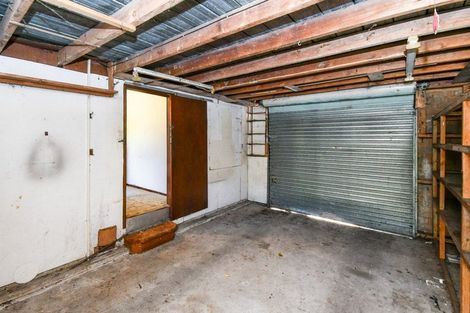 Photo of property in 2/26 Sikkim Crescent, Clover Park, Auckland, 2019