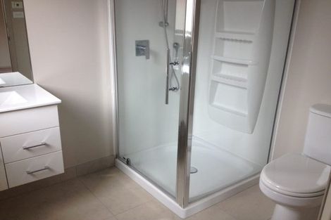 Photo of property in 32 Horizon View Road, Oteha, Auckland, 0632