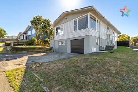 Photo of property in 258 Dowse Drive, Maungaraki, Lower Hutt, 5010