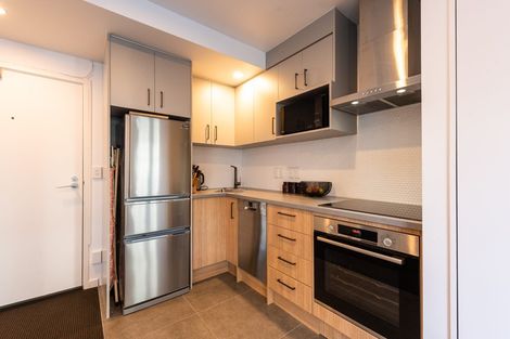 Photo of property in Terrace Heights Apartments, 6a/163 The Terrace, Wellington Central, Wellington, 6011