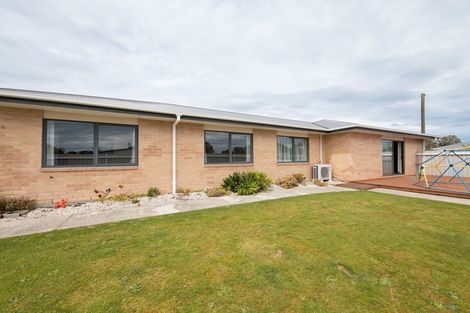 Photo of property in 33 Queen Street, Westport, 7825