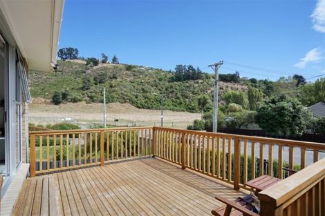 Photo of property in 105 Bay View Road, Moncks Bay, Christchurch, 8081
