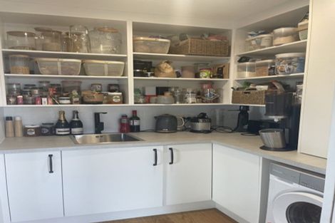 Photo of property in 9 Kaitawa Street, Waikanae Beach, Waikanae, 5036