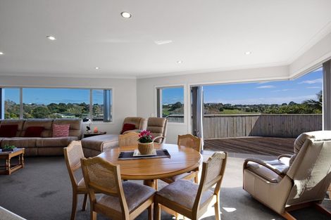 Photo of property in 4a Marchant Place, Westown, New Plymouth, 4310