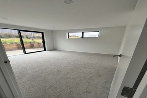 Photo of property in 195 Howden Drive, Jacks Point, 9371