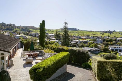 Photo of property in 2/13 Scenic Heights, Acacia Bay, Taupo, 3330