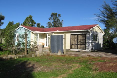 Photo of property in 63 Tane Road, Laingholm, Auckland, 0604