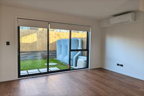 Photo of property in 4/364 Main Road, Huapai, Kumeu, 0810