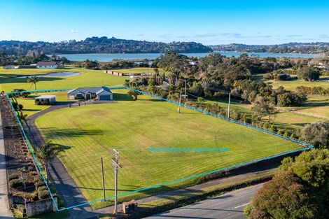 Photo of property in 48 Puriri Road, Whenuapai, Auckland, 0618