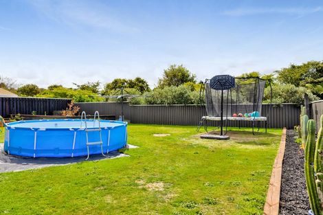 Photo of property in 18 Oberon Street, Stratford, 4332