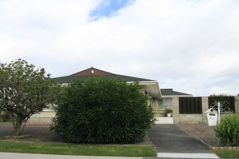 Photo of property in 48 Wynyard Crescent, Tamatea, Napier, 4112
