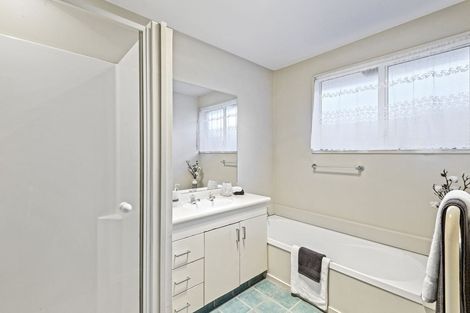 Photo of property in 1/126 Opawa Road, Opawa, Christchurch, 8023