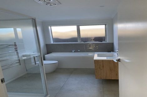 Photo of property in 5 Ash Lane, Omokoroa, 3114