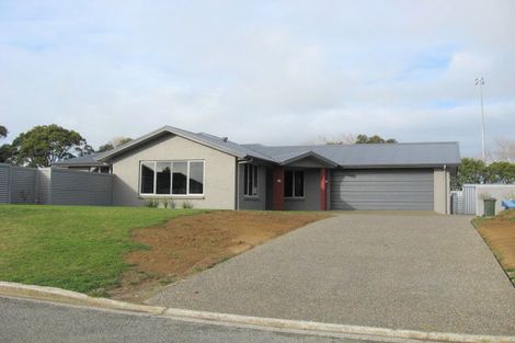 Photo of property in 50 Glenroy Park Drive, Waikiwi, Invercargill, 9810