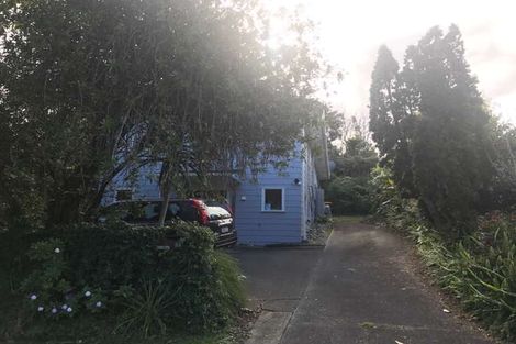 Photo of property in 28 Lavery Place, Sunnynook, Auckland, 0632