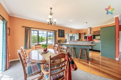 Photo of property in 6a Marua Palm Grove, Timberlea, Upper Hutt, 5018