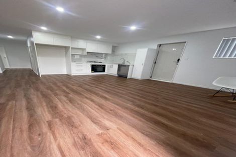 Photo of property in 305f Porchester Road, Takanini, 2112