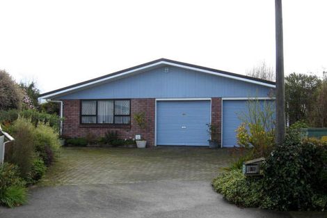 Photo of property in 19 Lowes Place, Solway, Masterton, 5810