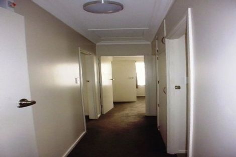 Photo of property in 2/43 East Street, Papakura, 2110