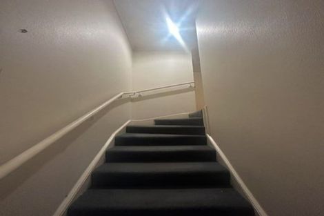 Photo of property in Tuscany Way, 16/3 Ambrico Place, New Lynn, Auckland, 0600