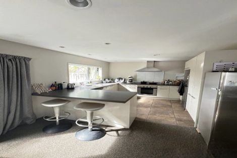 Photo of property in 102 Swanson Road, Henderson, Auckland, 0610