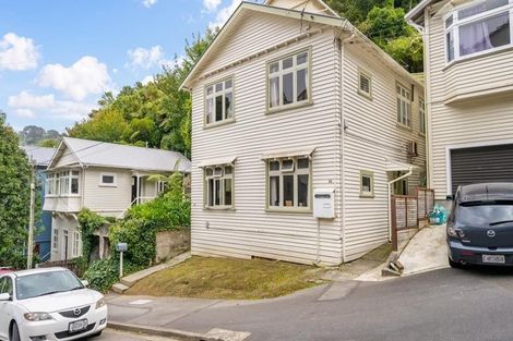 Photo of property in 39 Adams Terrace, Aro Valley, Wellington, 6021