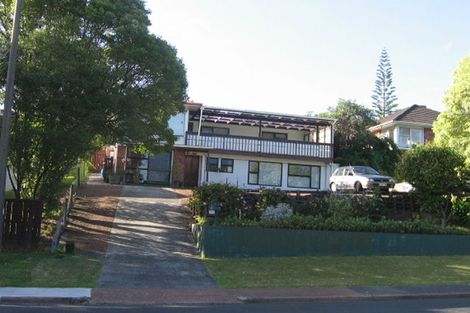 Photo of property in 17 Diana Drive, Glenfield, Auckland, 0627