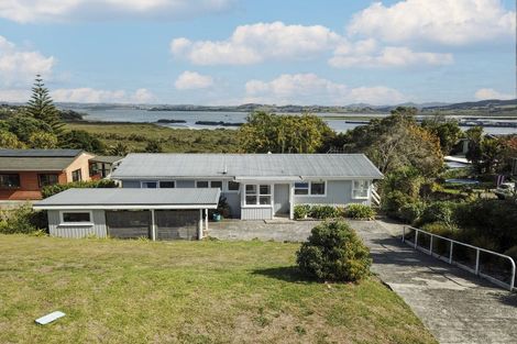 Photo of property in 68 West View Crescent, Onerahi, Whangarei, 0110