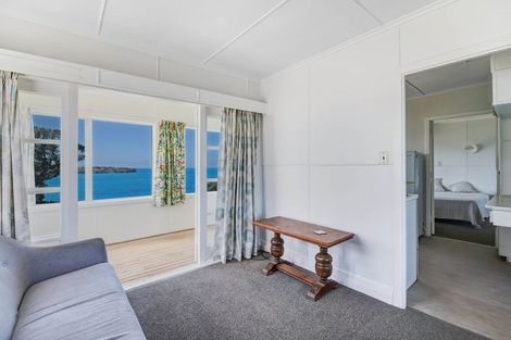 Photo of property in 89 Tiri Road, Tindalls Beach, Whangaparaoa, 0930