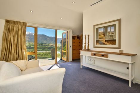 Photo of property in 16 Beechwood Lane, Lower Shotover, Queenstown, 9371