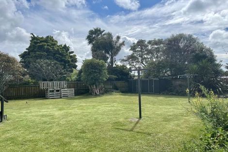 Photo of property in 18 Duke Avenue, Pukekohe, 2120