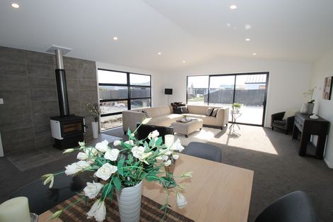 Photo of property in 7 Aviation Lane, Mosgiel, 9024