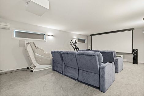 Photo of property in 28 Cliffs Road, Saint Clair, Dunedin, 9012