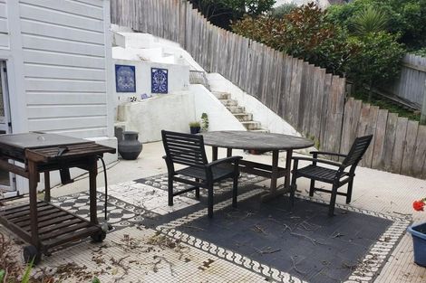 Photo of property in 5 Lindum Terrace, Roseneath, Wellington, 6011