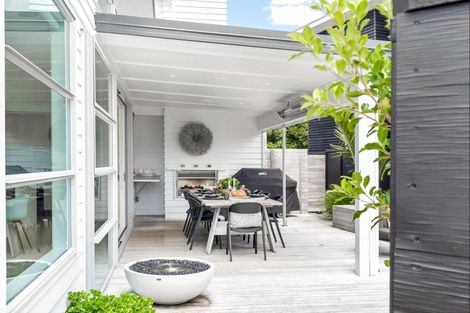 Photo of property in 12 Kokopu Street, Omaha, 0986