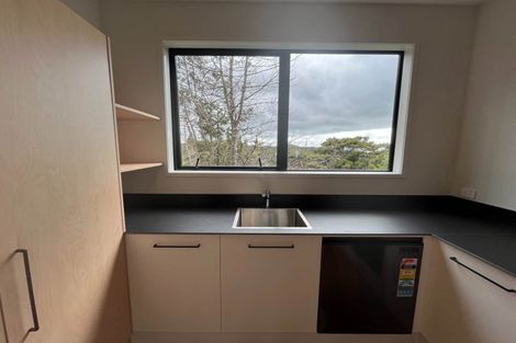 Photo of property in 250 Hillcrest Road, Wainui, 0931