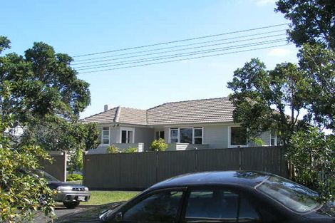 Photo of property in 37 Seaview Avenue, Northcote, Auckland, 0627