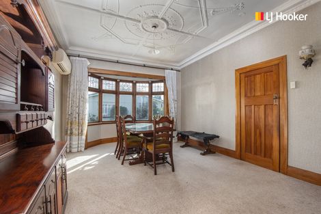 Photo of property in 105 Macandrew Road, South Dunedin, Dunedin, 9012