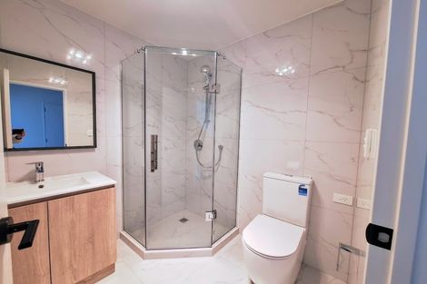 Photo of property in 108c Taikata Road, Te Atatu Peninsula, Auckland, 0610