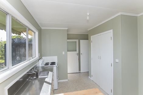 Photo of property in 18 Library Road, Te Karaka, 4022