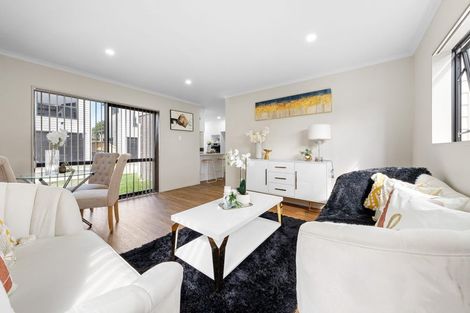 Photo of property in 102b Fitzroy Street, Papatoetoe, Auckland, 2104