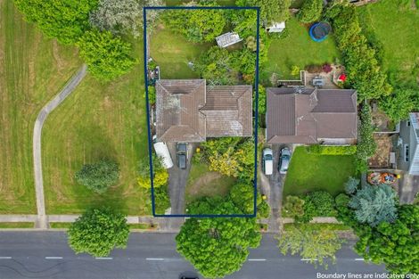 Photo of property in 5 Mirrabooka Avenue, Botany Downs, Auckland, 2010