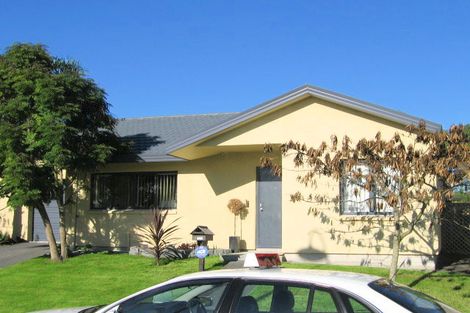 Photo of property in 13 Neta Grove, Henderson, Auckland, 0612