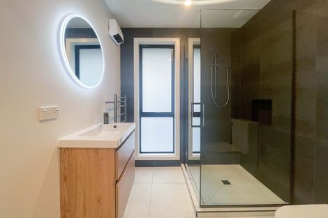 Photo of property in 8a Roa Road, Fendalton, Christchurch, 8041