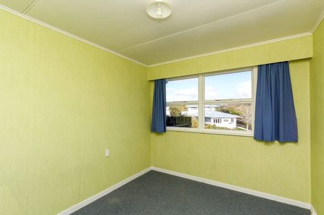 Photo of property in 9 Sardinha Place, Marfell, New Plymouth, 4310