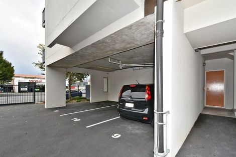 Photo of property in 9/318 Barbadoes Street, Christchurch Central, Christchurch, 8011